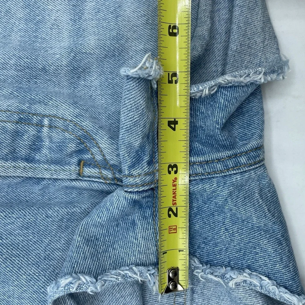 Levi's Women Shorts 24 Light‎ Blue Denim 501 Cut-Off Casual Button Fly